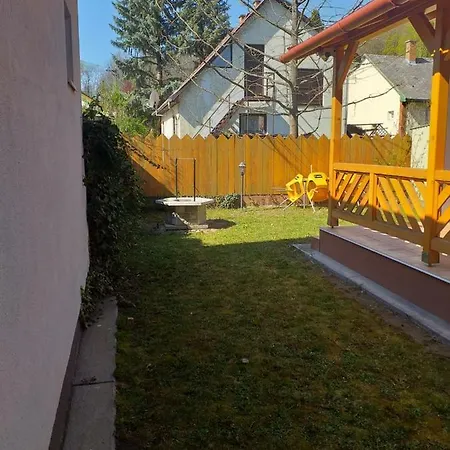 Sargarigo Vendeghaz Bogács