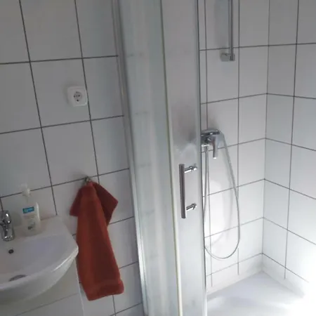 Sargarigo Vendeghaz Богач