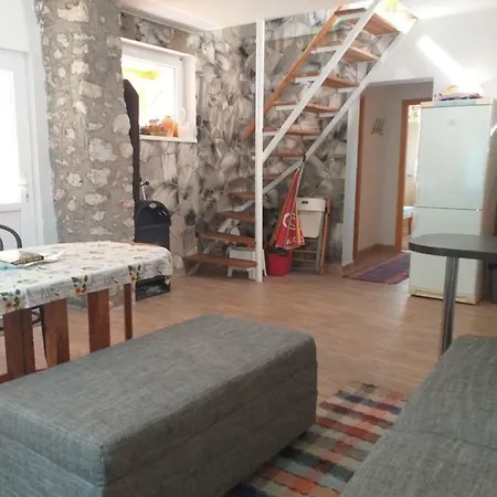 Sargarigo Vendeghaz Дом отдыха