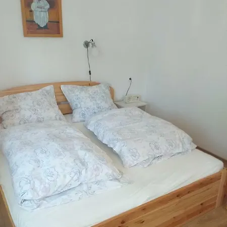 Sargarigo Vendeghaz * Bogács