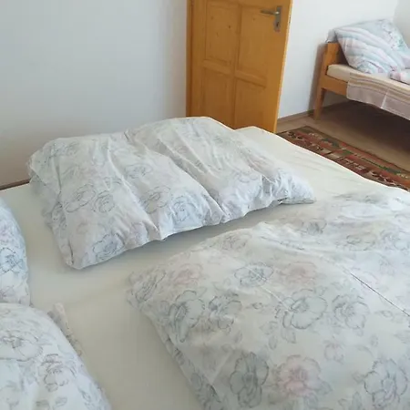 Sargarigo Vendeghaz * Bogács
