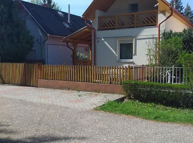 Semesterbostad Sargarigo Vendeghaz